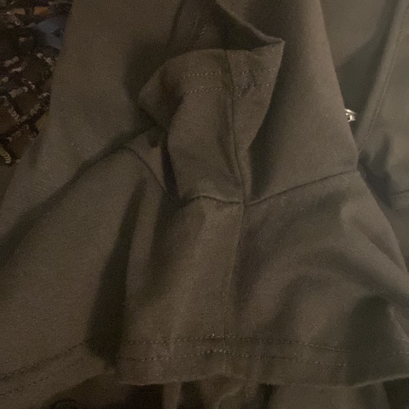 Auxo Collection Size Small, Short Romper, 60% Polyester, 35% Cotton, 5% Spandex - Picture 5 of 5